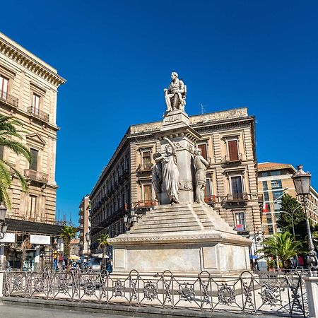 Casa Vacanze Sicilia Bella Villa Catania Exteriör bild