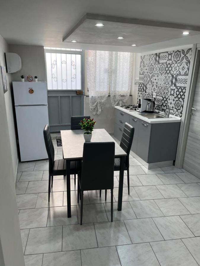 Casa Vacanze Sicilia Bella Villa Catania Exteriör bild