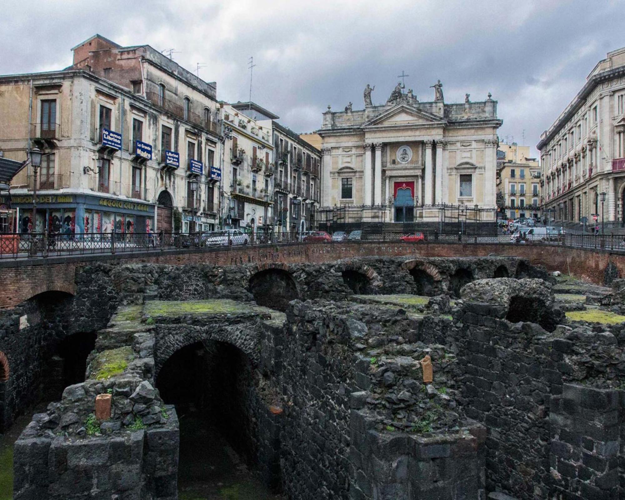 Casa Vacanze Sicilia Bella Villa Catania Exteriör bild